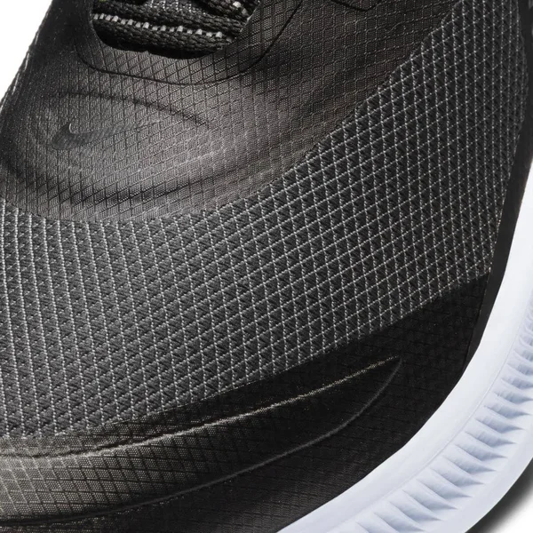 Men's Nike Quest 3 Shield Running Shoe - Black/Green - Size 10.5