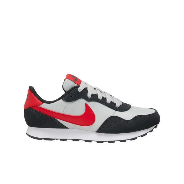 Nike Boys& Big Kids& MD Valiant Casual Shoes CN8558 - 6.5, Grey