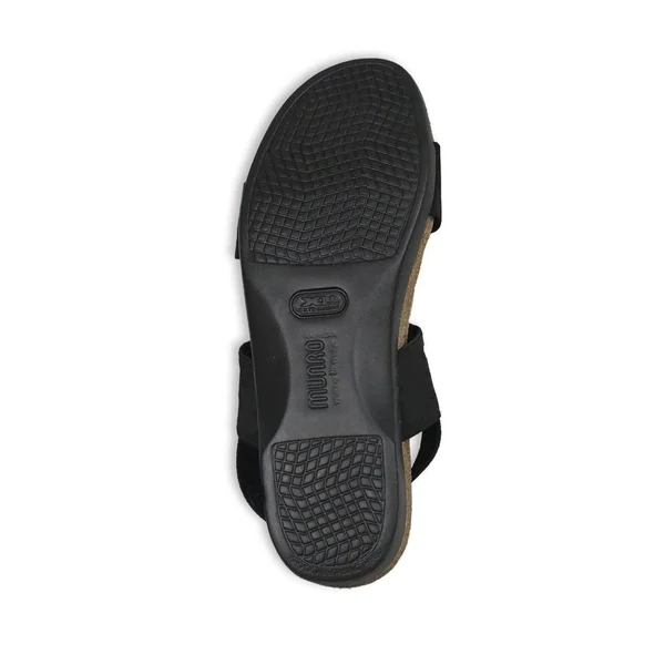 Munro Women's Pisces - Black Fabric/Patent Size: 9 N