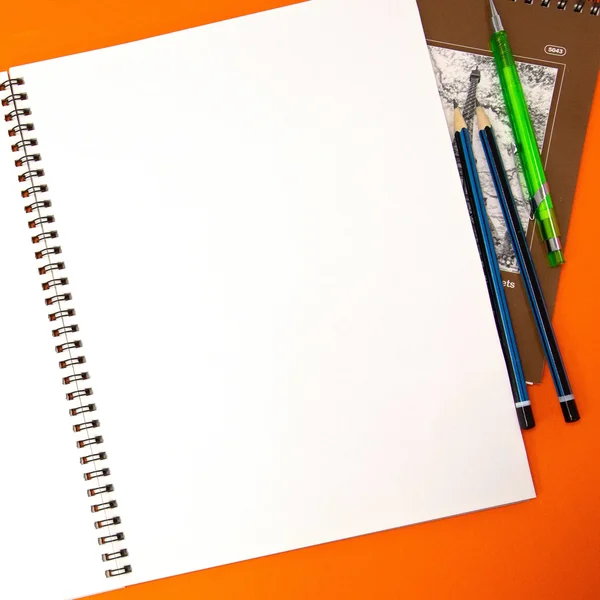 Bazic 30 Ct. 8.5 inch x 11 inch Side Bound Spiral Premium Sketch Book (Pack of 48)