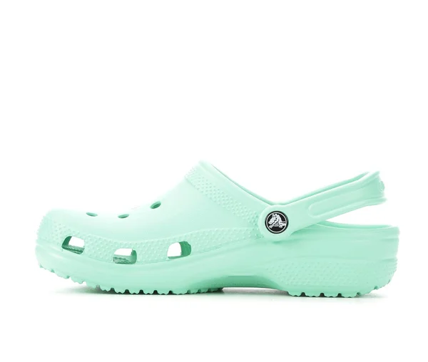 Crocs Classic Clog, Size 6 Women's in Pistachio at Nordstrom