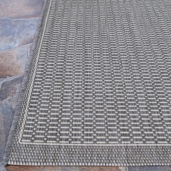 Couristan Recife Saddlestitch Grey/White Area Rug - 5&10x22 x 9&2x22