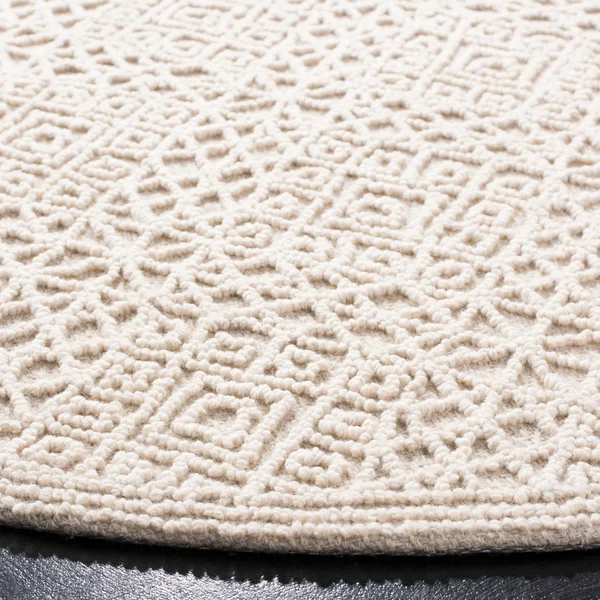 Safavieh Trace TRC255B 3&0x22 x 5&0x22 Light Beige Area Rug