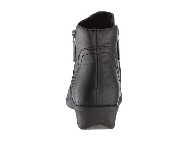 Propet Waverly 11 Women's Black