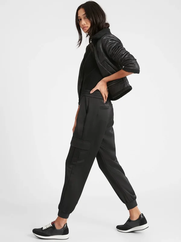Banana Republic Women's Satin Cargo Jogger Black Size Xs
