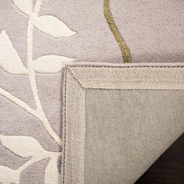 Safavieh Soho Soh313B 3&6x22 x 5&6x22 Light Grey Area Rug