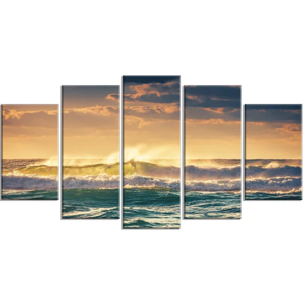 Designart 'Sunrise and Shining Waves in Ocean' 4 Piece Wall Art on Wrapped Canvas Set