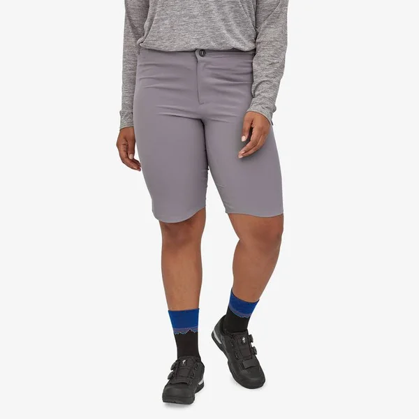 Patagonia Dirt Roamer Shorts - Women's - Camp Green - 12