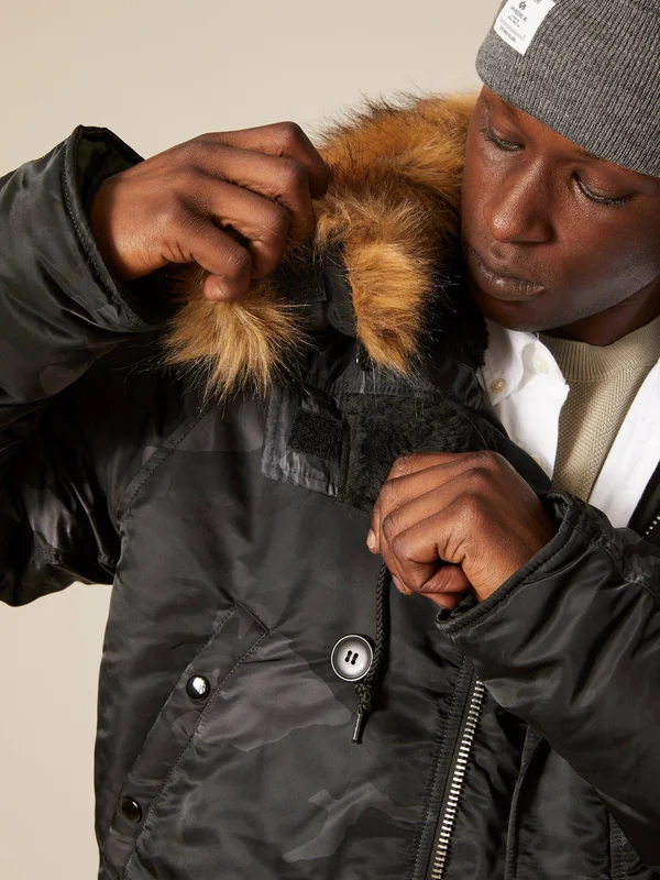 Alpha Industries Men's Black Slim Fit N-3B Parka