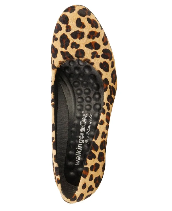 Walking Cradles Joy 7.5 Women's Leopard