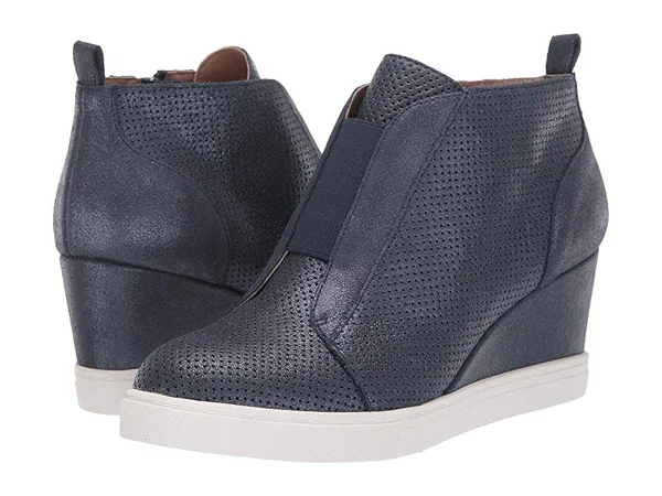 Women's Linea Paolo Felicia II Wedge Bootie Sapphire Suede - 5 M