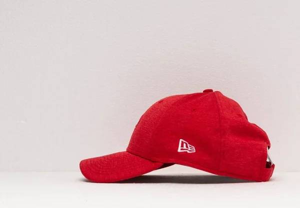 New Era 9FORTY Shadow Tech Cap Red