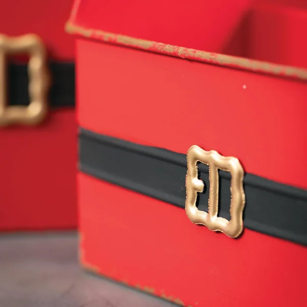 Sullivans Santa Belt Metal Trug Set of 2 - 15.25x22L & 7.5x22L Red, 9 x 12 in