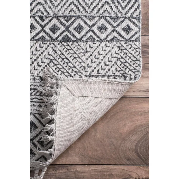 nuLOOM Ammie Grey 4& x 6& Area Rug