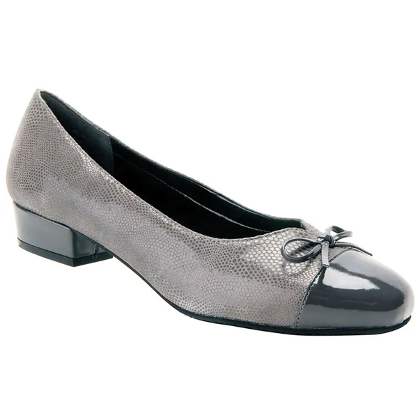 Women's Ros Hommerson Tawnie Pump, Size: 8, Grey