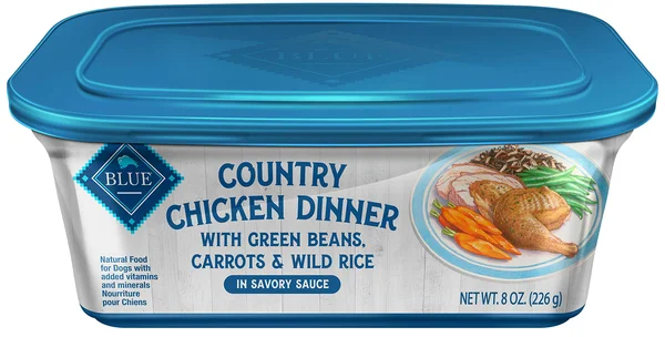 Blue Buffalo Country Chicken Dinner with Green Beans - Carrots and Wild Rice Dog Food Tray 8oz, Case of 8