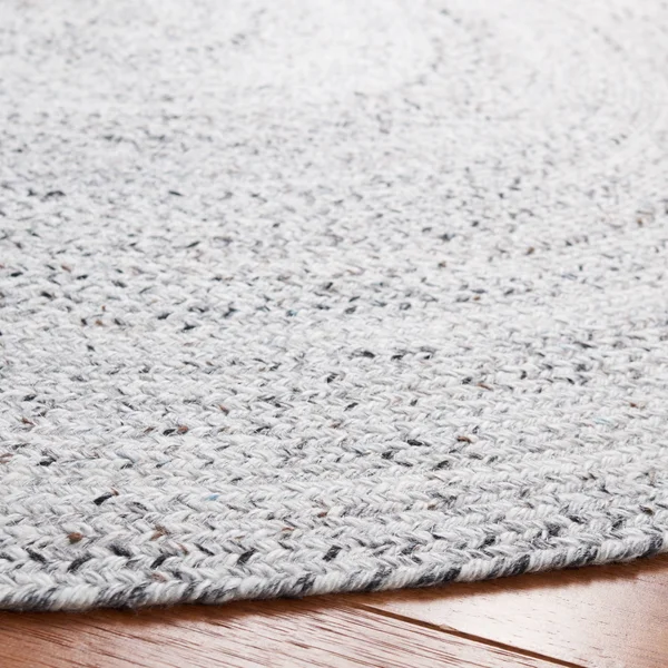 Safavieh 6' x 6' Round Braided BRD800F Grey Charcoal Rug