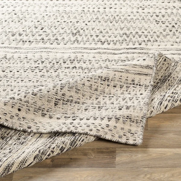 Surya Mardin MDI-2305 6' x 9' Area Rug