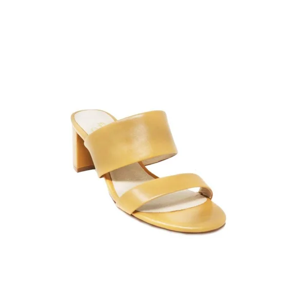42 Gold Liya Women's Sandals Almond Waxy Gloss Leather : 10 M