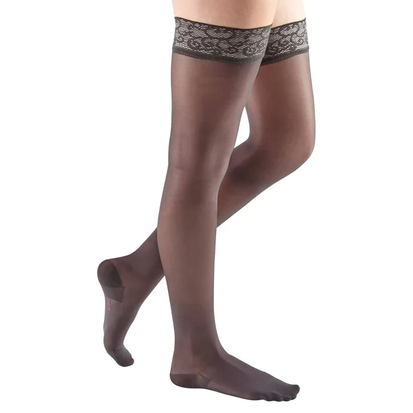 Mediven Sheer & Soft 20-30 mmHg Thigh High Closed Toe Size VI Petite