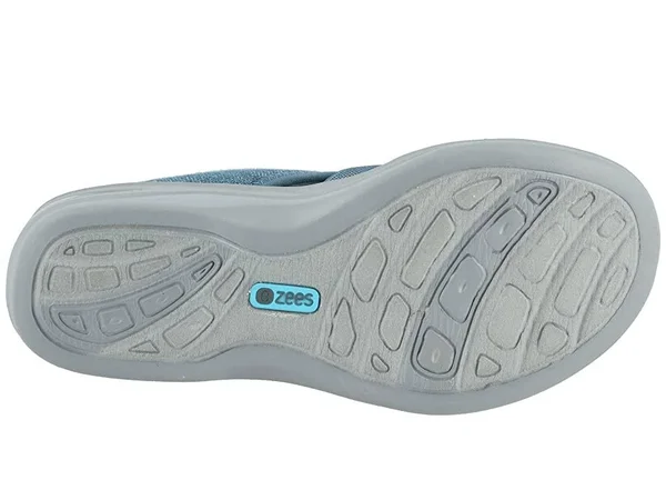 Women's Bzees Dream Sandal - Size: 9, Denim