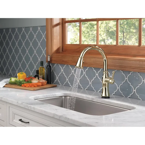 Delta Cassidy Touch Single-Handle Pull-Down Sprayer Kitchen Faucet in Lumicoat Polished Nickel