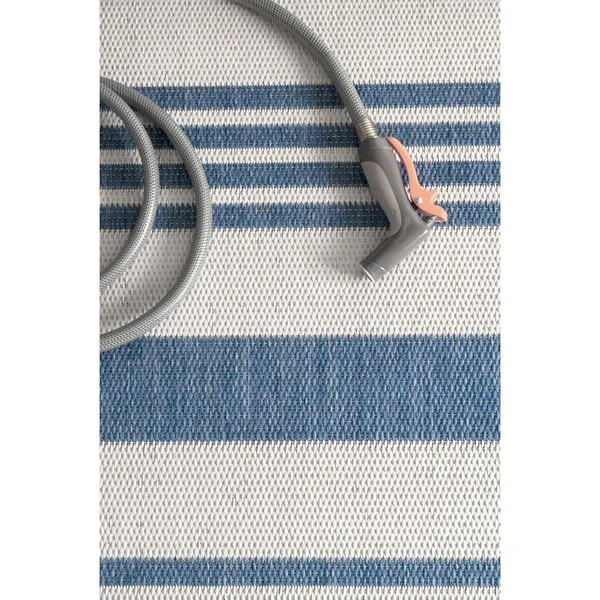 nuLOOM Outdoor Robin Area Rug, Blue, 10x14 ft