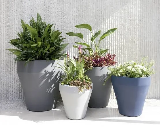 Rim Self-Watering Planter - 22x22 - Alpine White, Crescent Garden