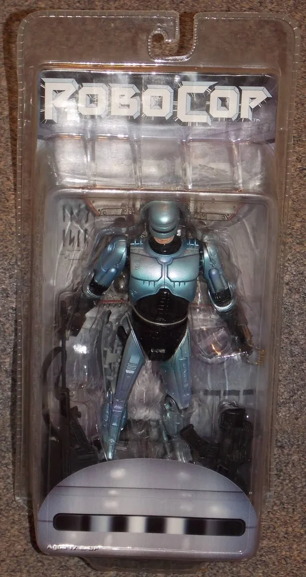 Robocop 7x22 Ultra Deluxe Figure with Jetpack and Assault Cannon