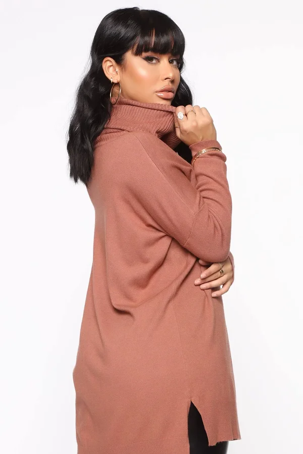 Womens Meeting The in Laws Sweater in Rust Size Medium/Large by Fashion Nova