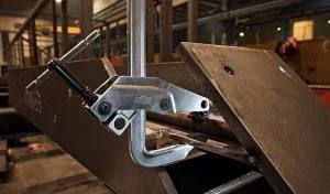 Bessey-cl24 Shop Floor CLAMP, 24 inch Capacity 4 inch Throat Depth
