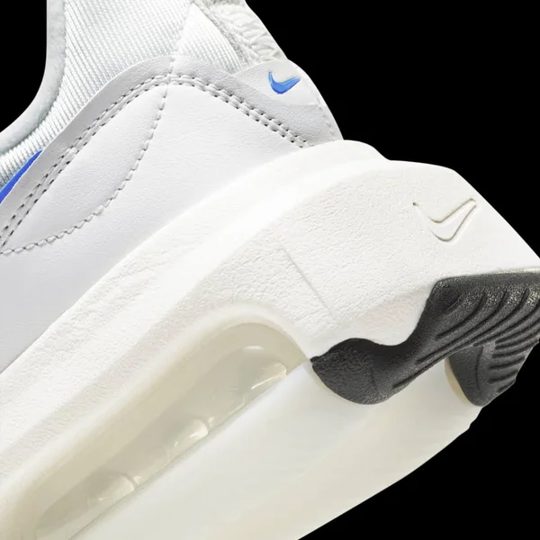 Nike - Air Max Verona Sneakers - Women, White