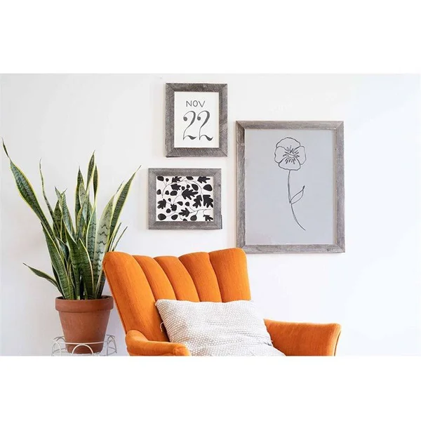 HomeRoots 17x22x22 Farmhouse Wood Picture Frame in Natural/Weathered Gray - 9000380369