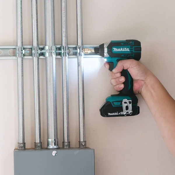 Makita CT320R 18V Compact Lithium-Ion Cordless Combo Kit (3 Piece)