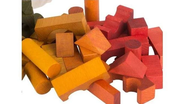 Wooden Story Wooden Building Blocks in A Tray (Natural, 63 Pieces)