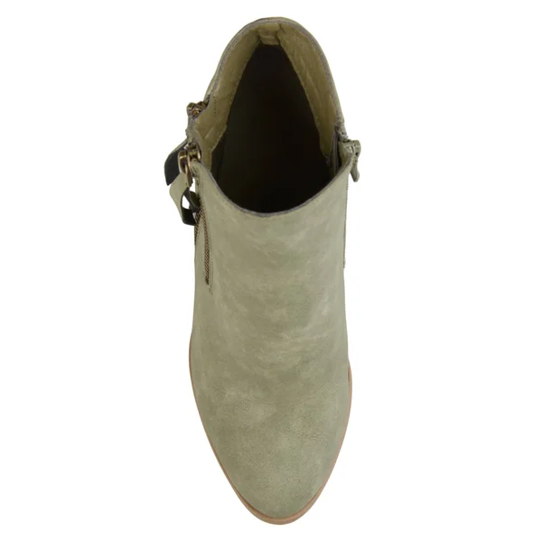 Brinley Co. Women's Faux Suede Stacked Wood Heel Double Zipper Booties, Size: 8.5, Beige