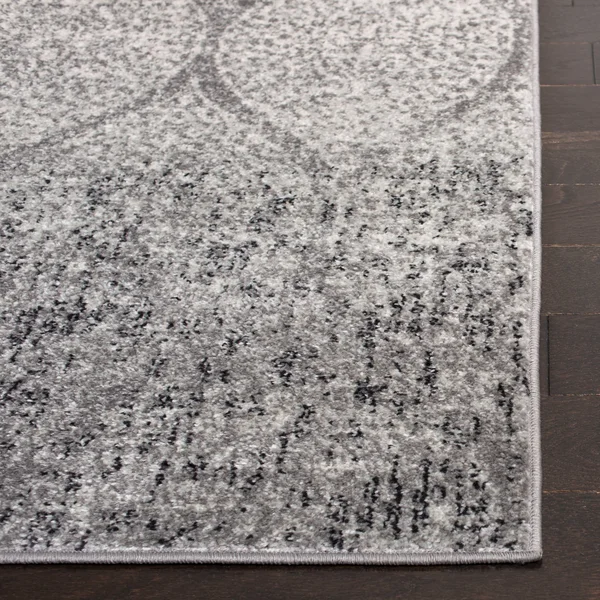 Safavieh Madison Rug Collection MAD604G - Navy - Silver - 11& x 11& Round