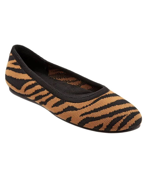 Women's SoftWalk Sonora Knit Ballet Flat - Size: 11, Black