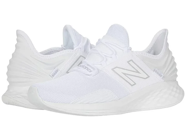 New Balance Men's Fresh Foam Roav V1 Running Shoe