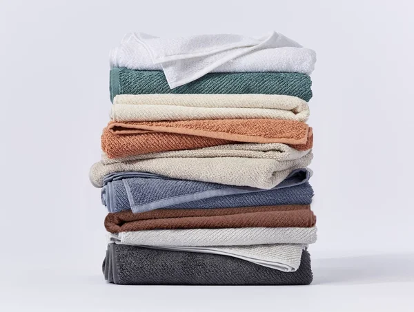 Coyuchi Air Weight Organic Bath Towel - Fog