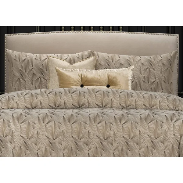 F. Scott Fitzgerald Fine Point Sable Luxury Bedding Set - Size: Full, Beige