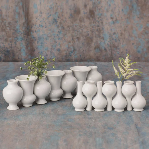 Global Views Chinoise Linear Bud Vase - White