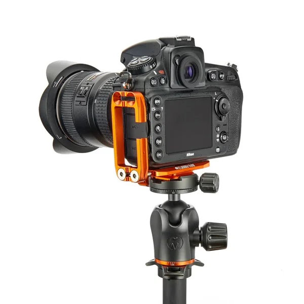 3 Legged Thing Ellie PD Universal L-Bracket Compatible with Peak Design Capture - Copper (Orange)