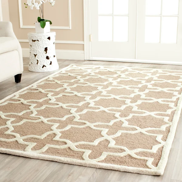 Safavieh Cambridge Beige & Ivory 4& x 6& Rug