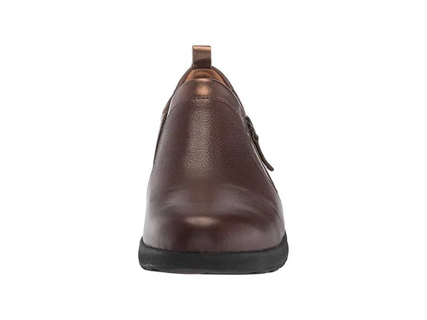 Clarks Un Adorn Zip 6.5 Women's Dark Brown