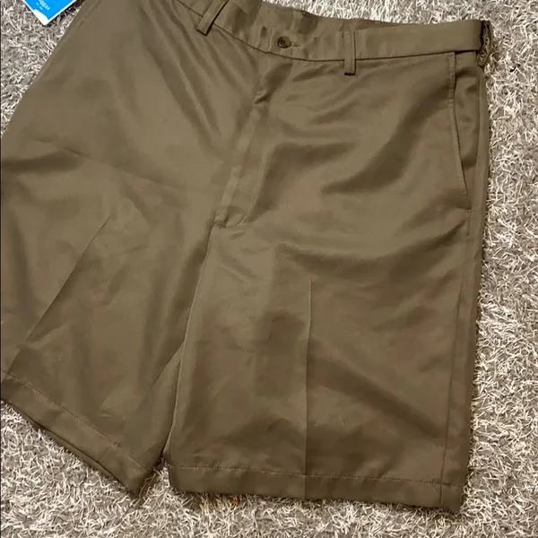 Haggar Men's Cool 18 Flat Front Shorts Bark - 36