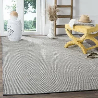 Cayman Geometric Handwoven Flatweave Cotton Ivory/Navy Area Rug Highland Dunes Rug Size: Rectangle 6& x 9&