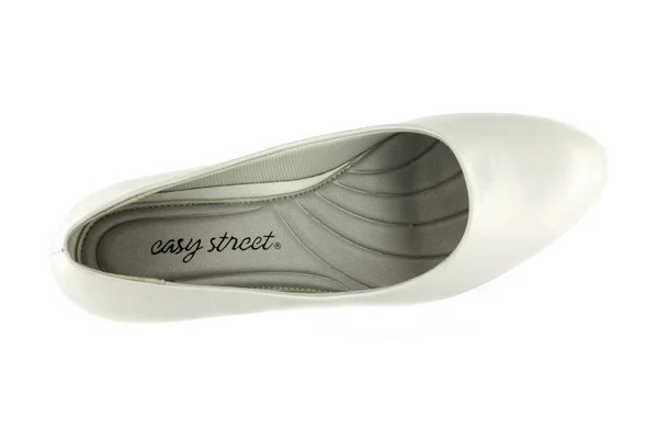 Easy Street Fabulous Pumps - White