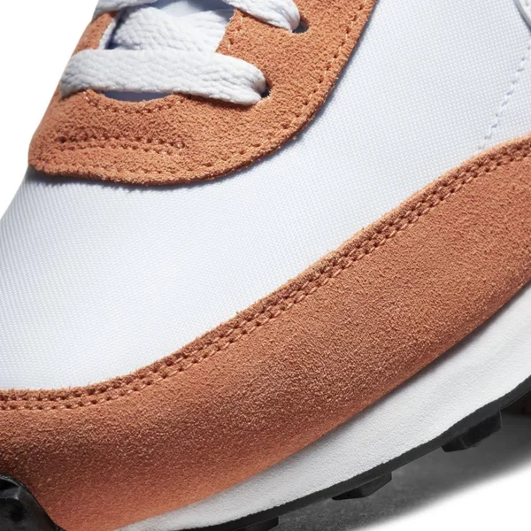 Women's Nike Daybreak - Grey/Orange Sneaker