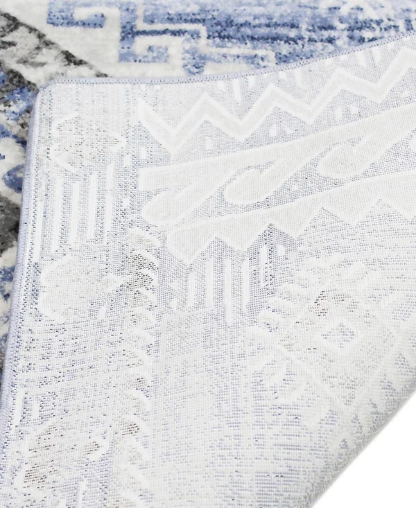 Bashian Sierra Gaita 5&1x22 x 7&6x22 Area Rug in Light Blue